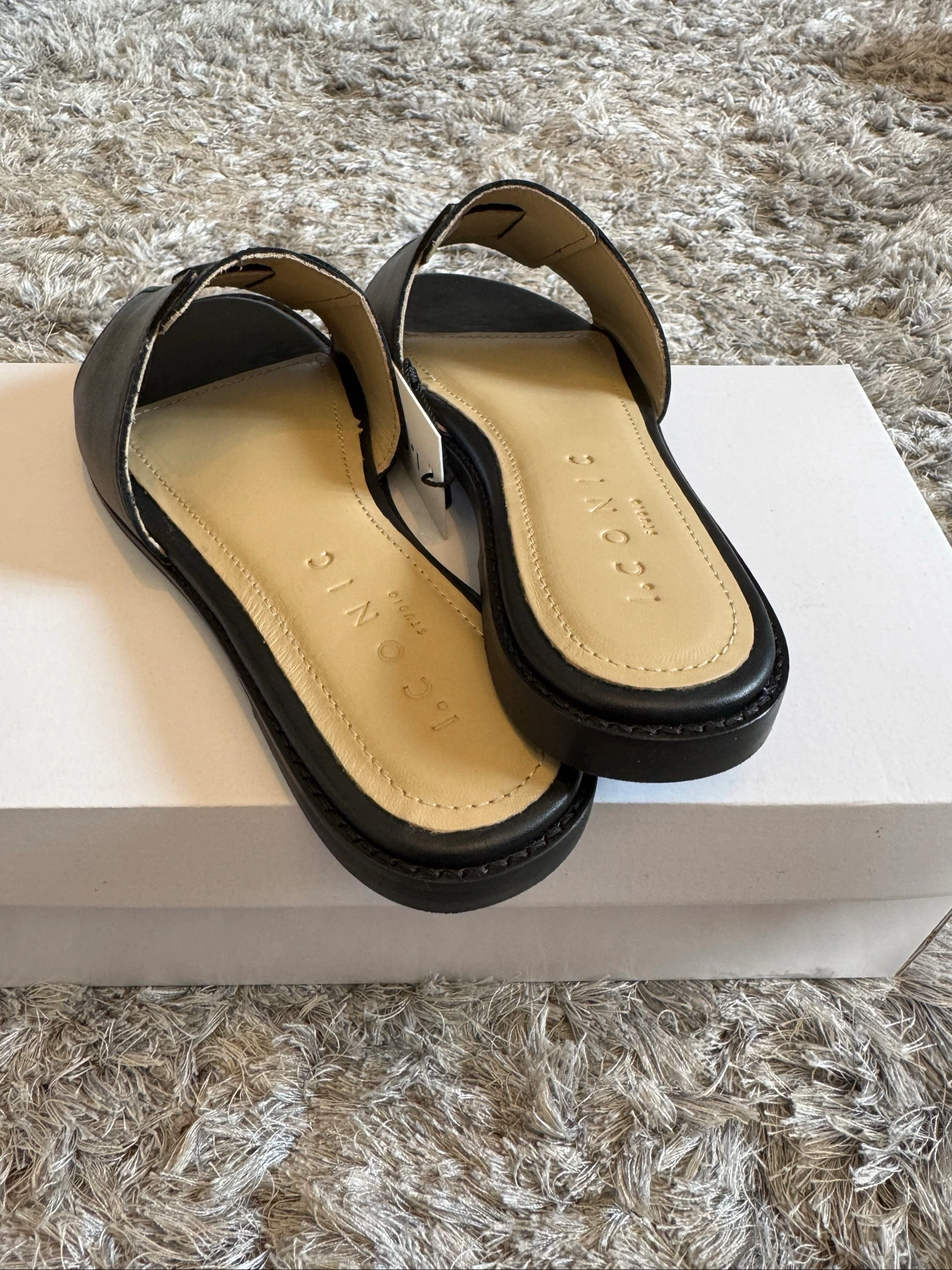 Zwarte lederen slippers – photo 6